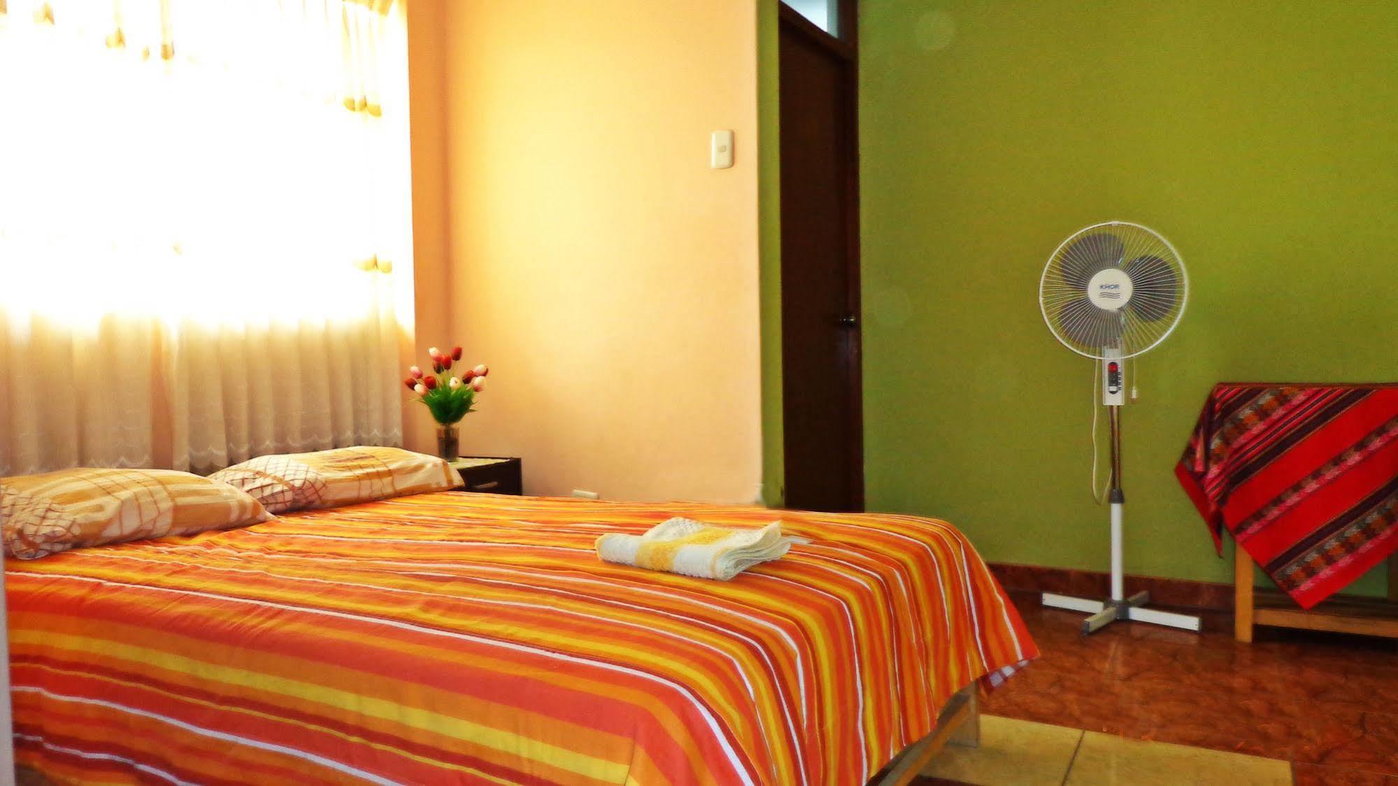 Hostal Geminis San Juan Bautista Extérieur photo