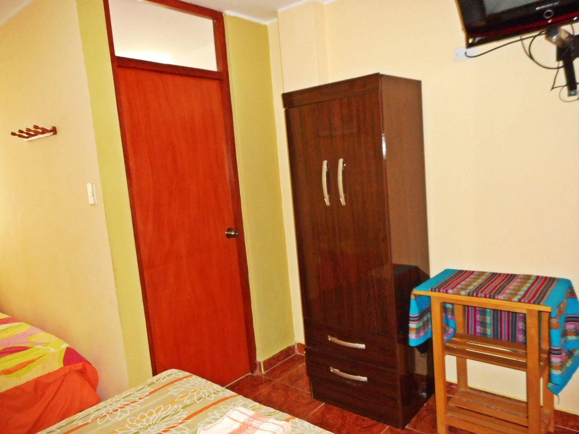 Hostal Geminis San Juan Bautista Extérieur photo