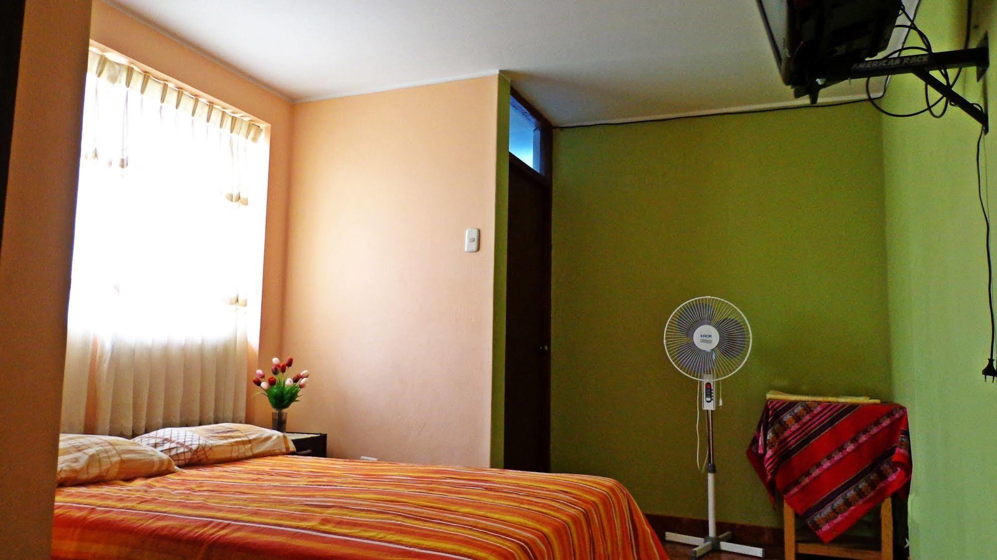 Hostal Geminis San Juan Bautista Extérieur photo